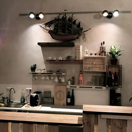 Minihostel 12monkeys Kudamm * 베를린