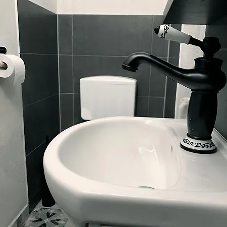 Minihostel 12monkeys Kudamm * 베를린