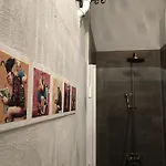 Minihostel 12monkeys Kudamm * Berlín