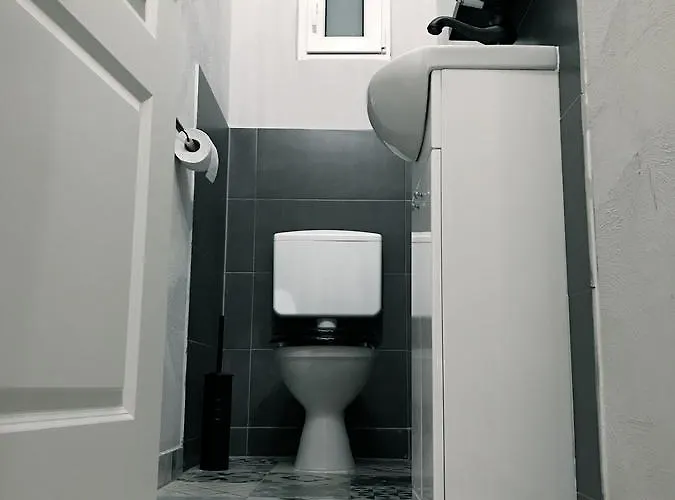 Minihostel 12monkeys Kudamm * Berlin