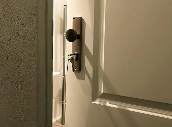 Minihostel 12monkeys Kudamm * Berlín